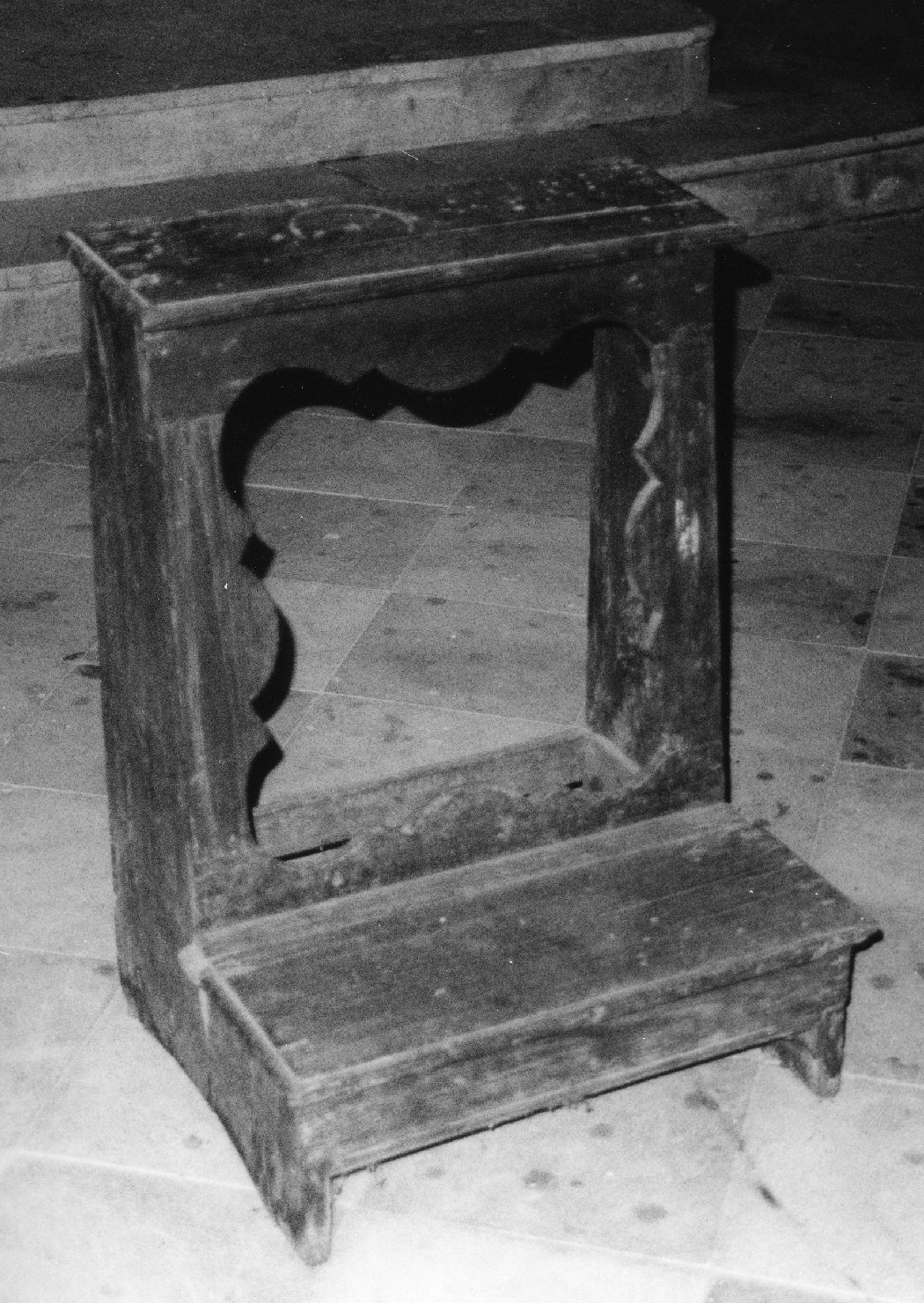 inginocchiatoio, opera isolata - ambito ligure (sec. XVIII)