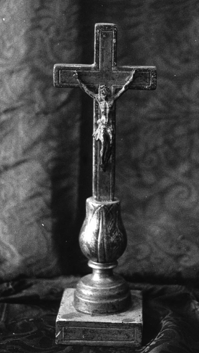 croce d'altare, opera isolata - ambito ligure-piemontese (primo quarto sec. XIX)