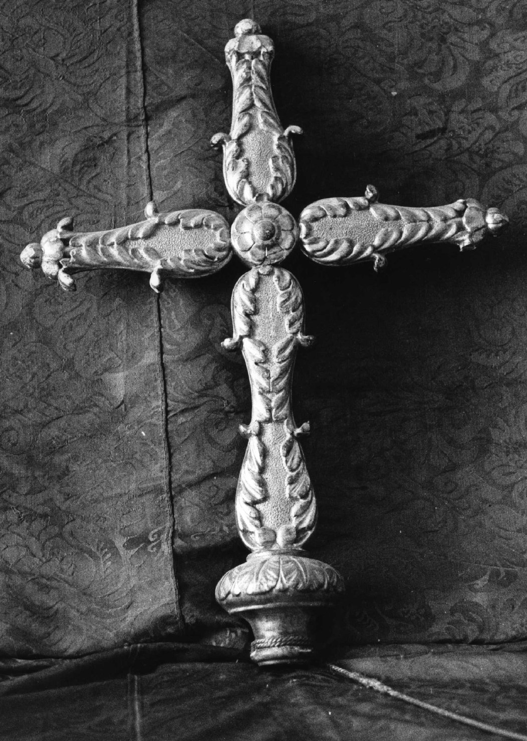 croce processionale, opera isolata - produzione ligure (sec. XVIII)