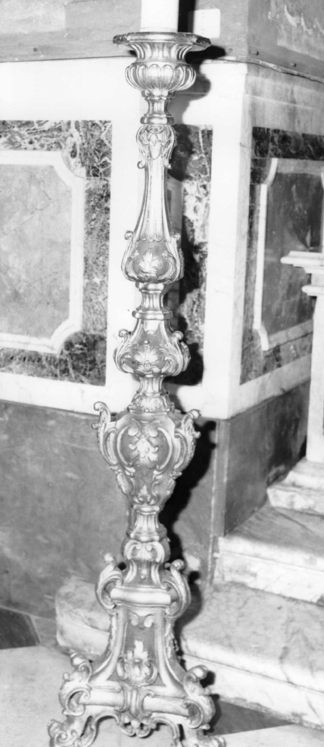 motivi decorativi a volute / vegetali (candelabro, opera isolata) - ambito ligure (prima metà sec. XX)