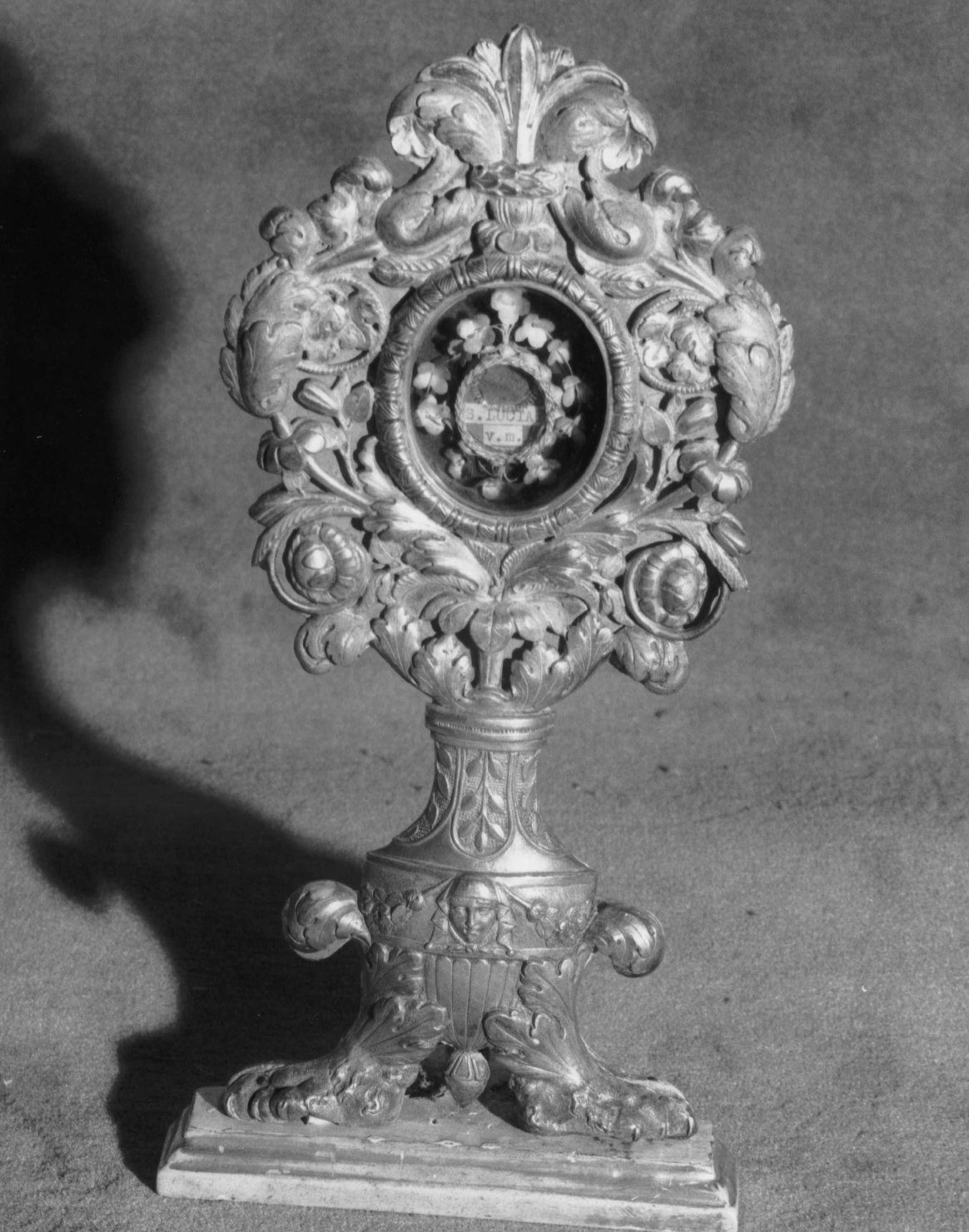 motivi decorativi vegetali (reliquiario - a ostensorio, opera isolata) - ambito ligure (sec. XIX)