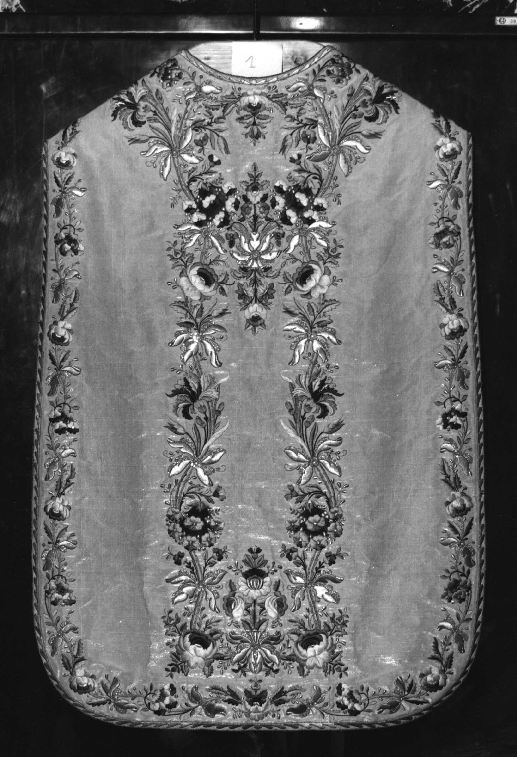 paramento liturgico, insieme - manifattura ligure (prima metà sec. XVIII)