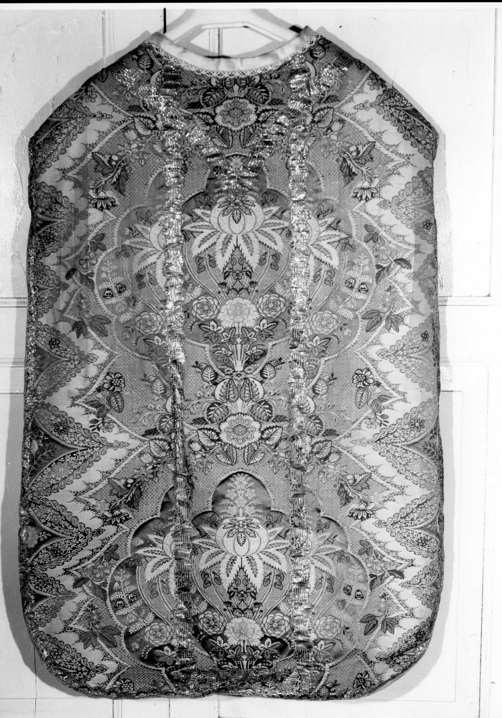 paramento liturgico, insieme - manifattura ligure (prima metà sec. XVIII)