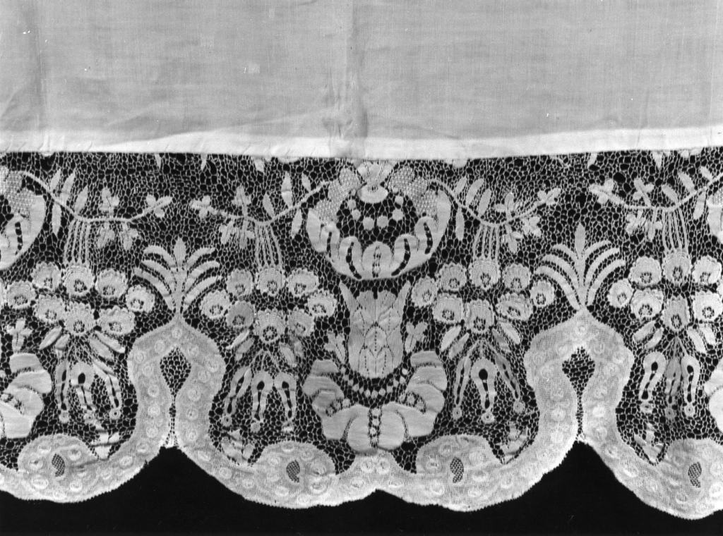 tovaglia d'altare - manifattura Italia centrale (sec. XIX)