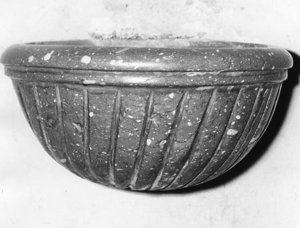 acquasantiera - ambito laziale (sec. XVIII)