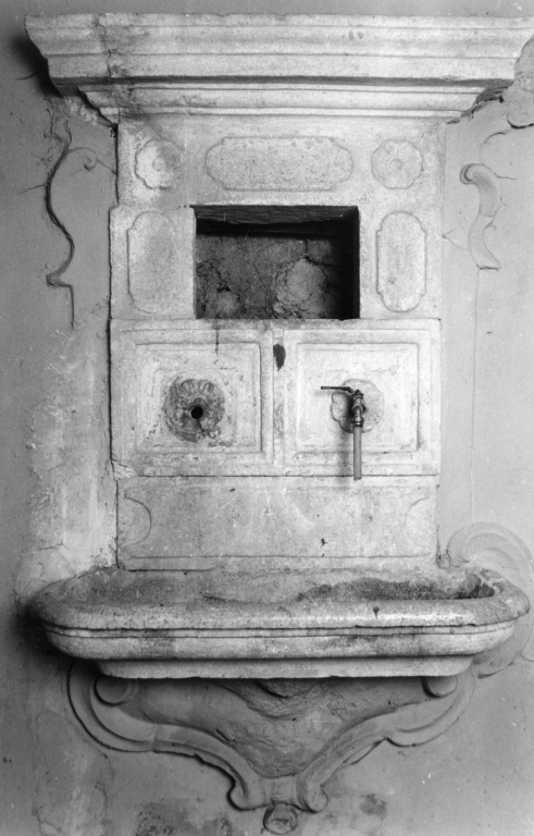 lavabo da sacrestia - ambito laziale (secc. XVI/ XVIII)