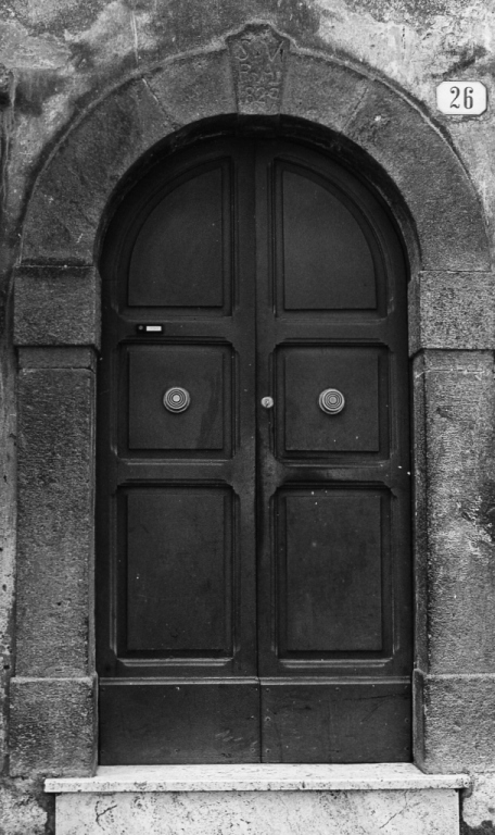 portale - ad arco - ambito Italia centrale (sec. XIX)