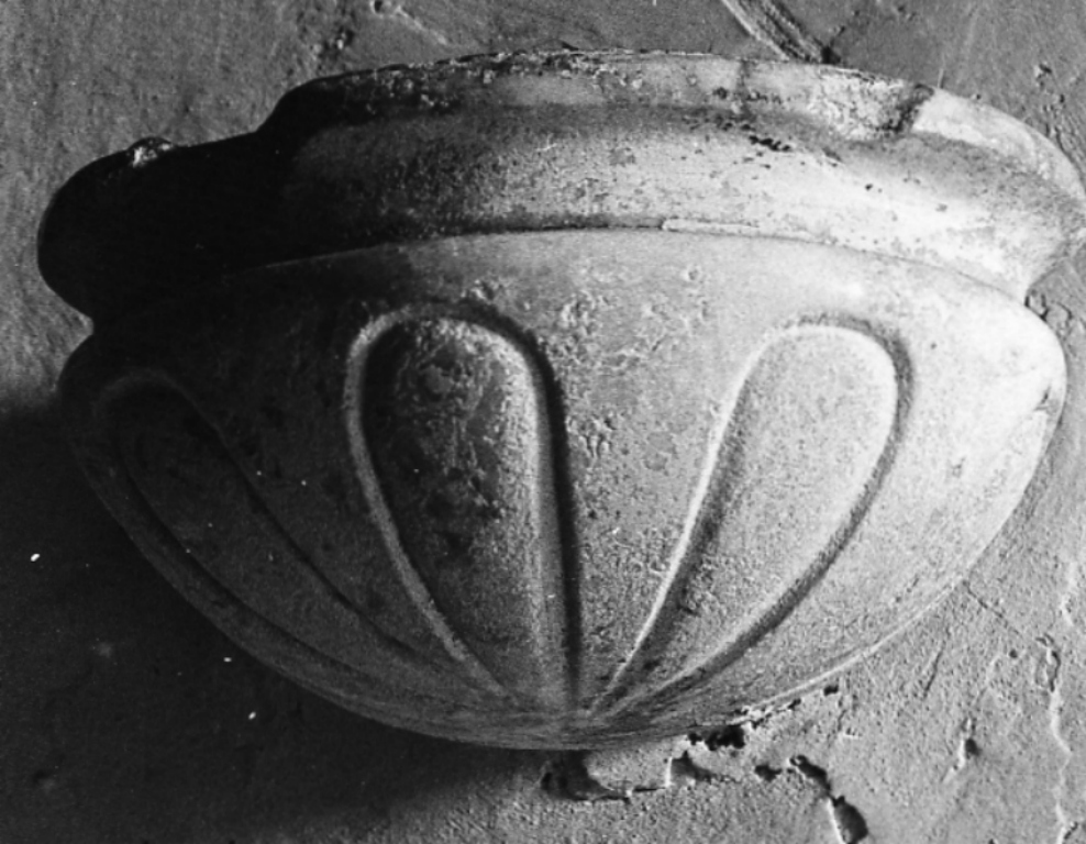 acquasantiera - ambito viterbese (fine/inizio secc. XVII/ XVIII)