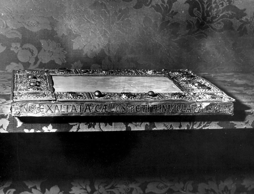 reliquiario - a tabella - ambito cassinese (secc. XIV/ XV)