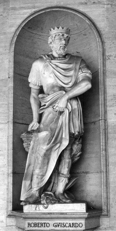Roberto il Guiscardo (statua) di Ottoni Lorenzo (prima metà sec. XVIII)