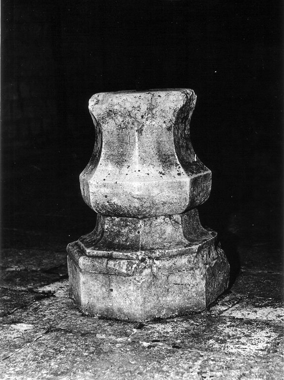 base - ambito Italia centro-meridionale (sec. XV)