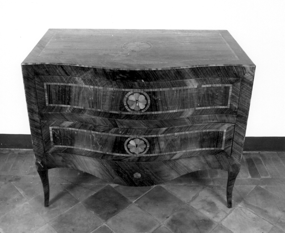 cassettone, serie - produzione napoletana (ultimo quarto sec. XVIII)