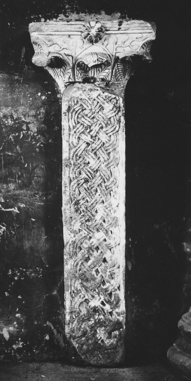 pilastrino, frammento - ambito viterbese (sec. IX)