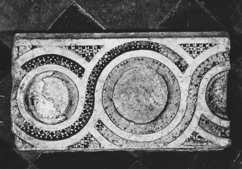 ambone, frammento - ambito viterbese (sec. XII)