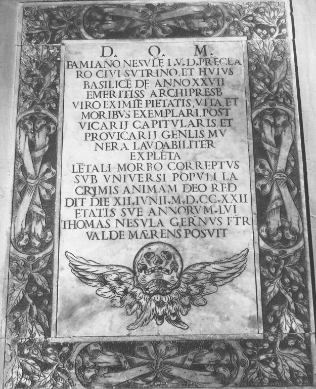 lapide tombale - ambito laziale (sec. XVIII)