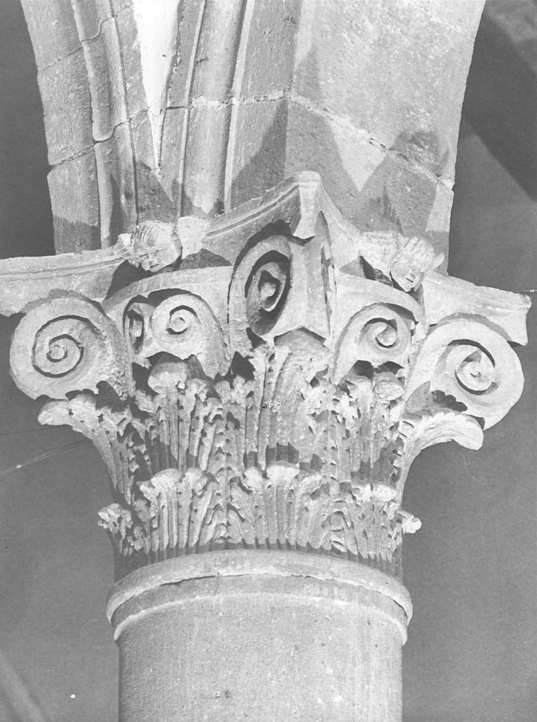 capitello di colonna - ambito laziale (fine/inizio secc. XV/ XVI)