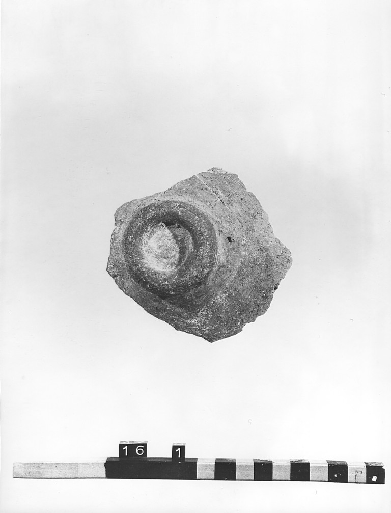 coperchio, frammento - ambito laziale (secc. XIII/ XIV)