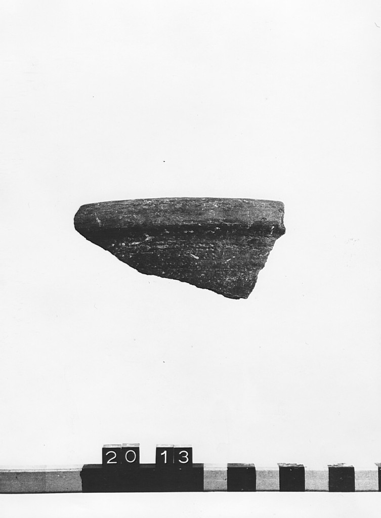 tegame, frammento - ambito laziale (secc. XII/ XIII)