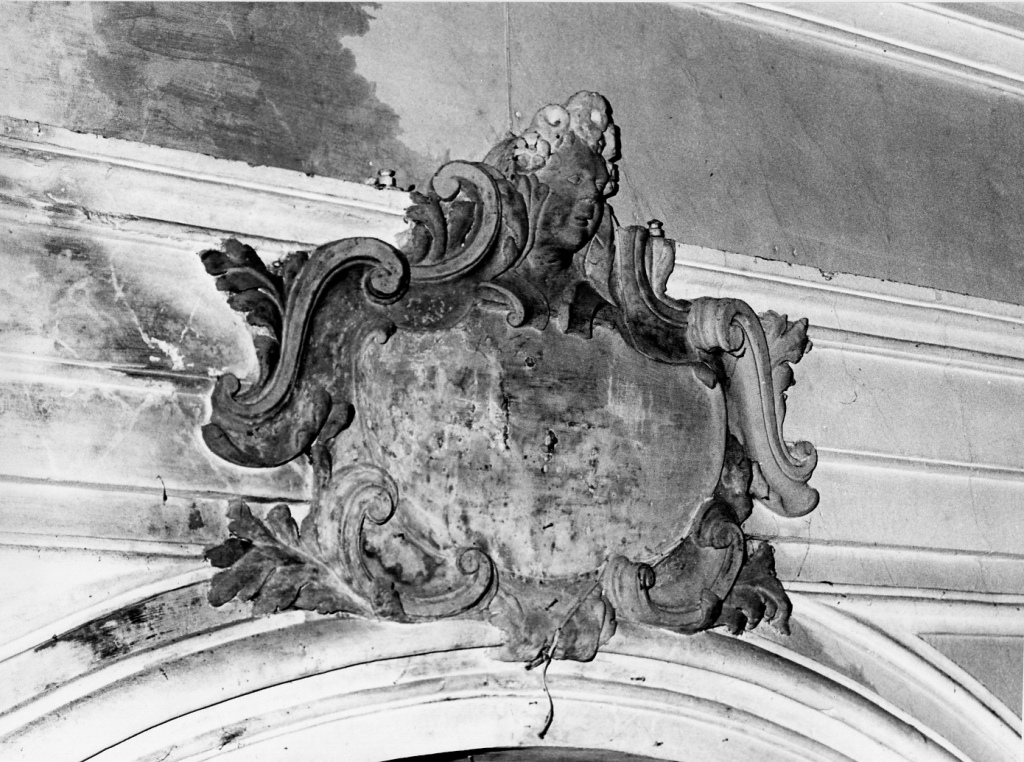 cartiglio (decorazione plastica) - ambito laziale (sec. XVIII)