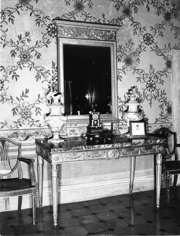 console con specchiera - manifattura laziale (fine/inizio secc. XVIII/ XIX)