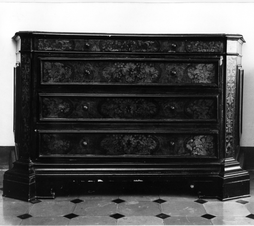 cassettone - manifattura laziale (sec. XVII)