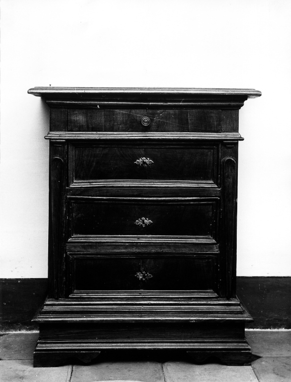 inginocchiatoio - manifattura laziale (sec. XVII)