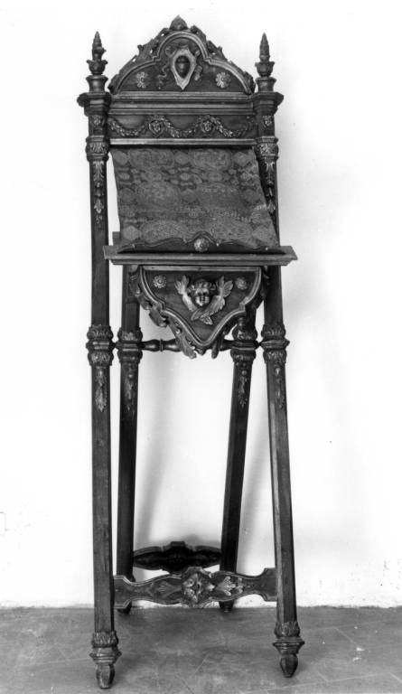 leggio - ambito laziale (fine/inizio secc. XVIII/ XIX)