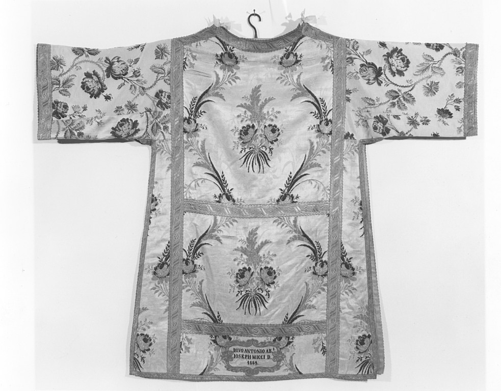 tunicella, coppia - manifattura romana (terzo quarto sec. XIX)