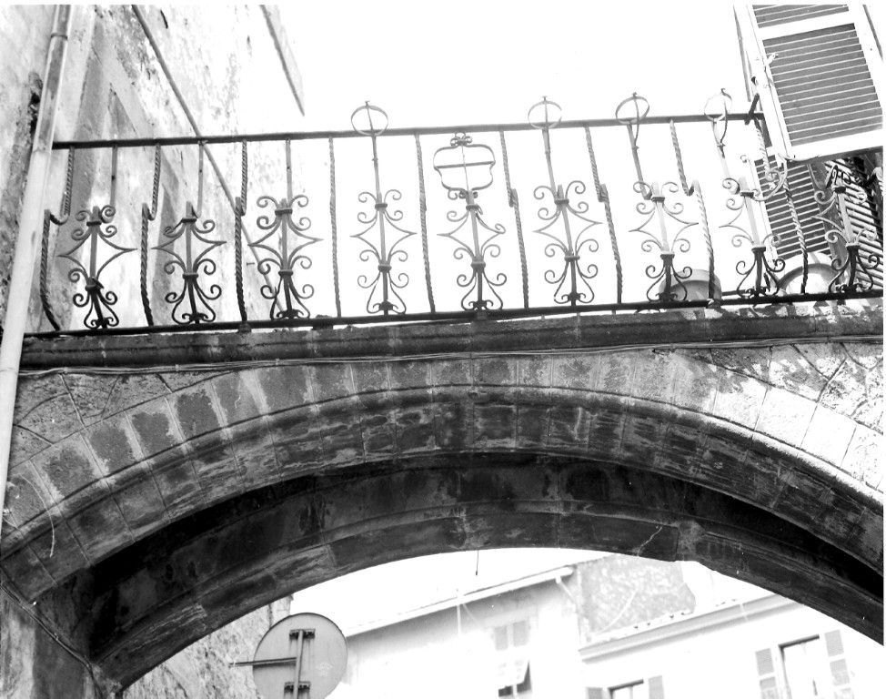 ringhiera di balcone - ambito viterbese (fine/inizio secc. XIX/ XX)