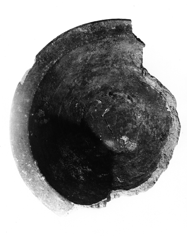 bacile, frammento - manifattura viterbese (secc. VII/ VIII)