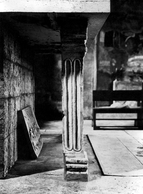 pilastrino di altare - ambito laziale (sec. VII)