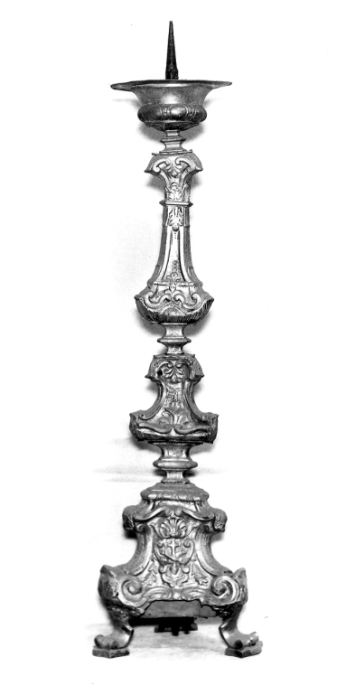 candeliere d'altare - ambito laziale (sec. XVIII)