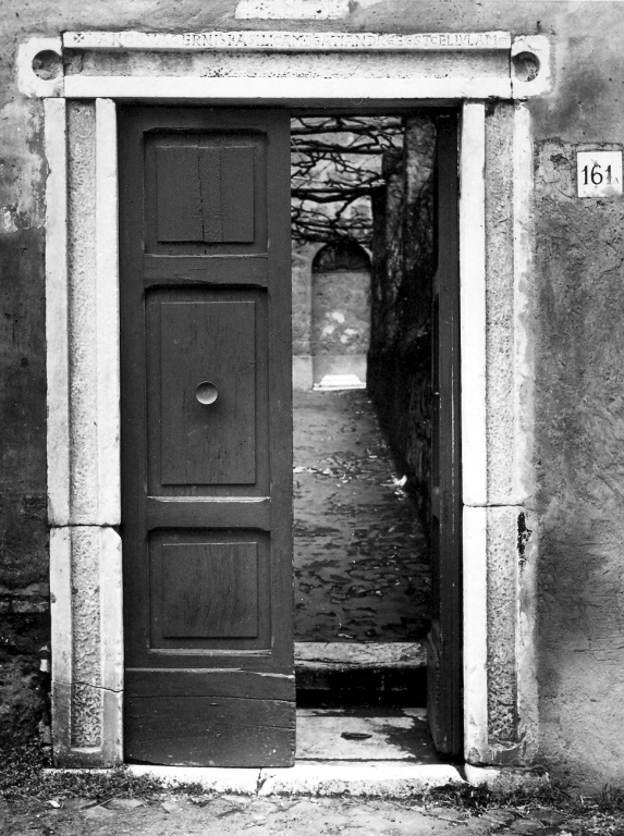 portale - ambito laziale (secc. XI/ XII)