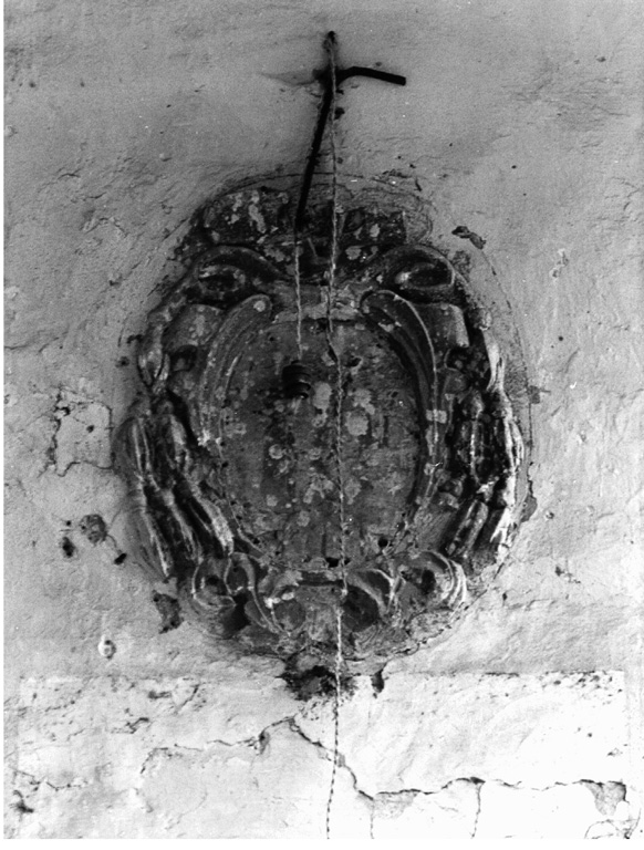 stemma vescovile (rilievo) - ambito laziale (sec. XVI)