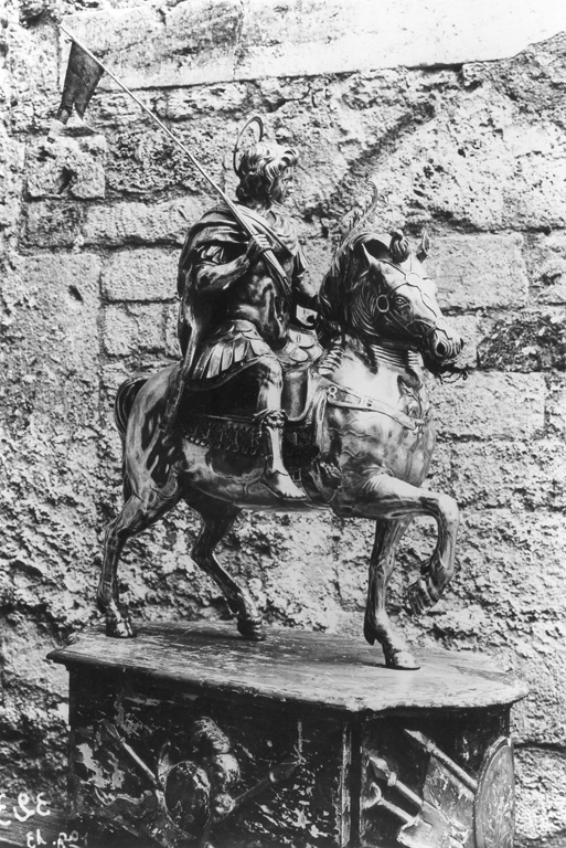 Sant'Ambrogio (statua equestre) di Taglietti Fantino (sec. XVII)