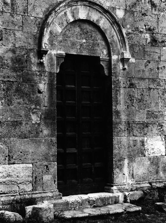 portale - ad arco - ambito laziale (seconda metà sec. XIII)