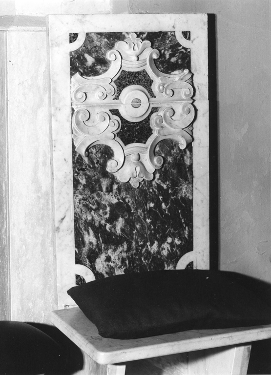 schienale - ambito laziale (sec. XVIII)