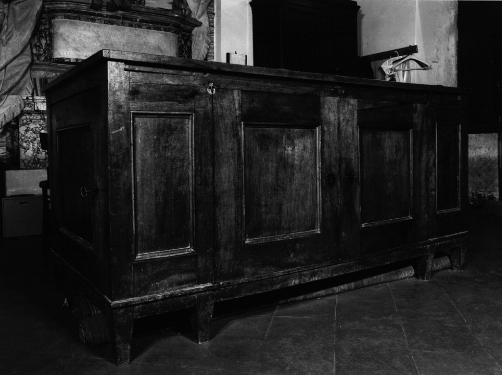 mobile da sacrestia - ambito laziale (fine sec. XIX)