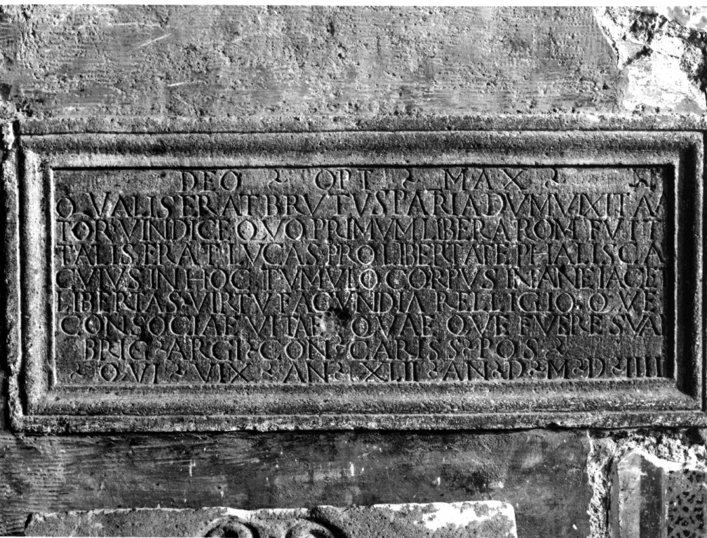 lastra tombale, elemento d'insieme - ambito viterbese (inizio sec. XVI)