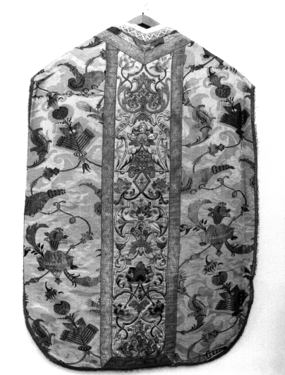 paramento liturgico, insieme - ambito viterbese (sec. XVIII)