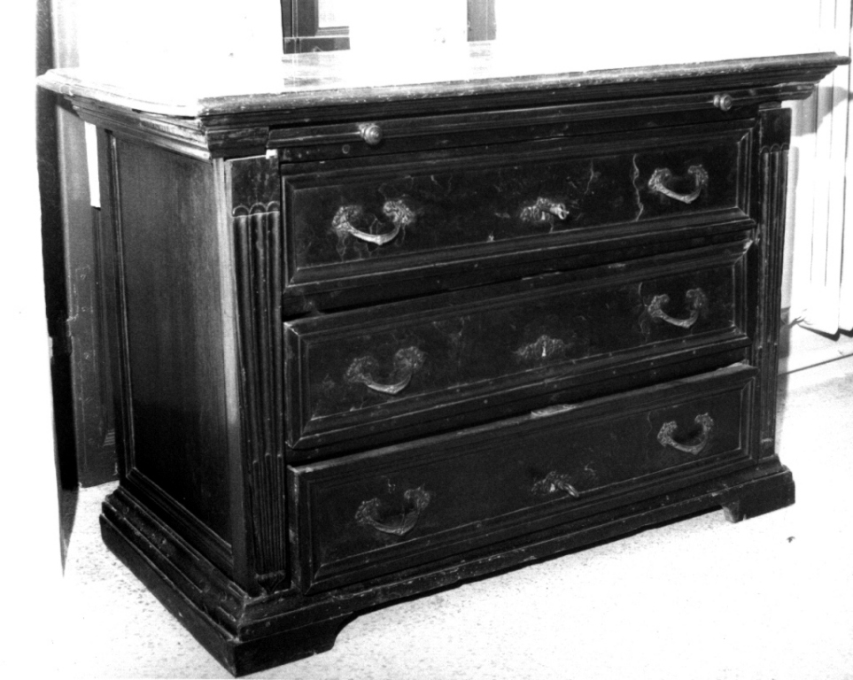 cassettone - ambito viterbese (sec. XVII)