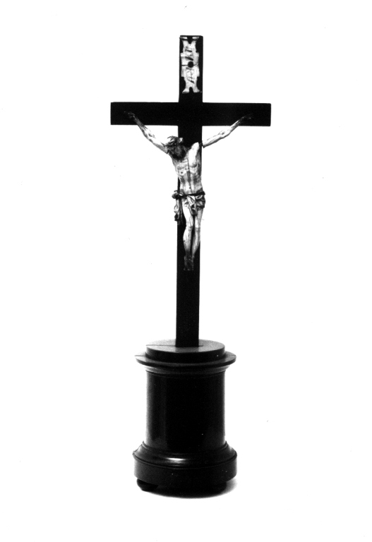 Cristo crocifisso (croce d'altare) - ambito viterbese (sec. XVII)