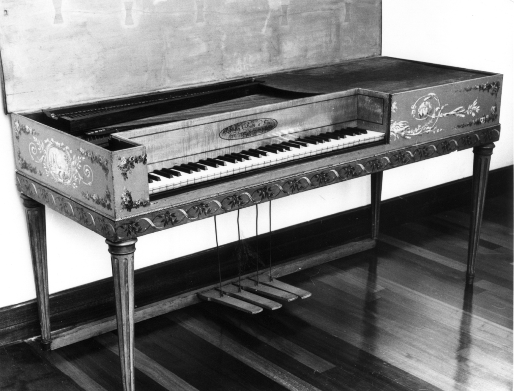 pianoforte - a tavolino di Erard frères (sec. XVIII)