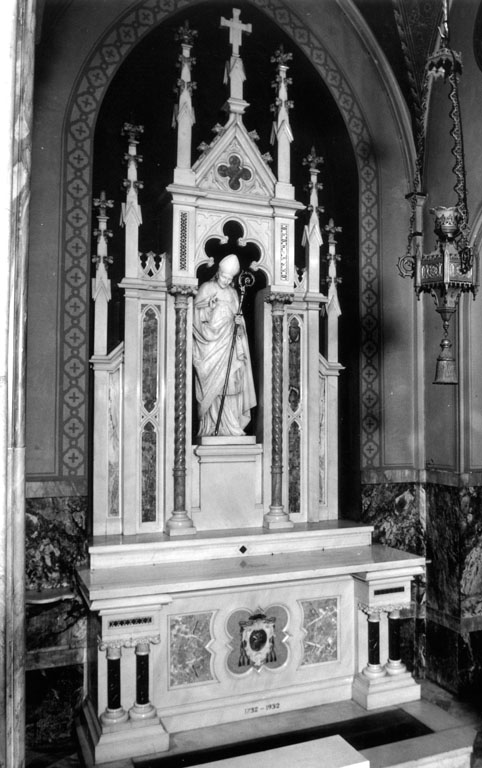 altare - ambito romano (sec. XX)