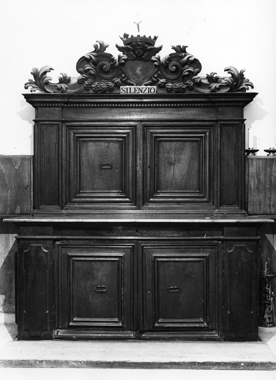 armadio da sacrestia - ambito laziale (prima metà sec. XVIII)