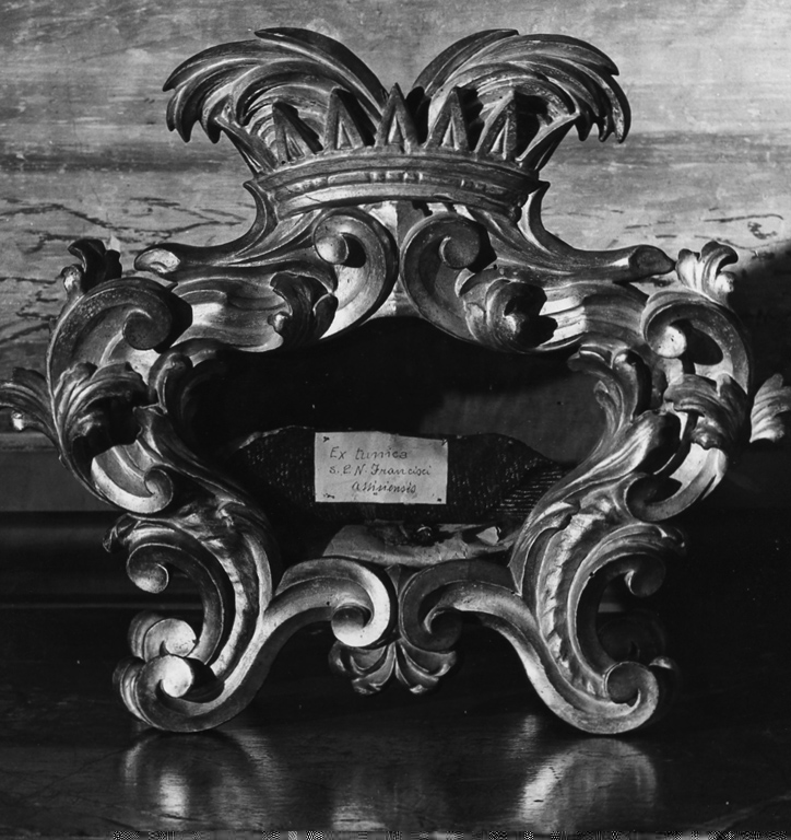 reliquiario a teca - a urna - ambito romano (sec. XVIII)