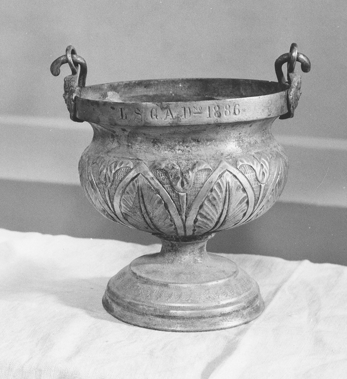 secchiello per l'acqua benedetta - ambito laziale (sec. XIX)