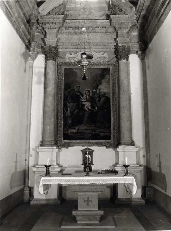 cherubino con drappo e corona di fiori (mostra d'altare) - bottega Italia centrale (sec. XVIII)