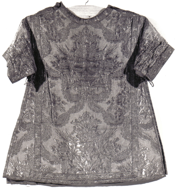 tunicella - manifattura romana (seconda metà sec. XVIII)