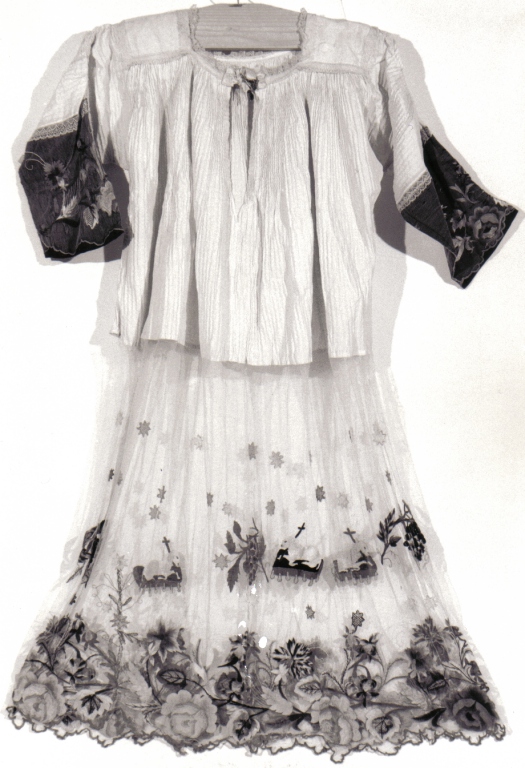 camice ecclesiastico - manifattura romana (inizio sec. XX)